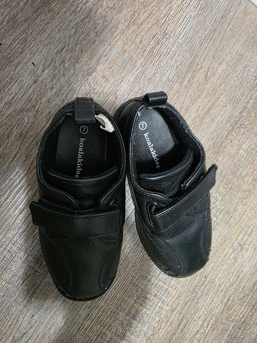 Koala Kids Black Velcro Dress Shoes